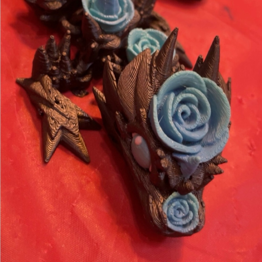 Handpainted 3D Rose Fidget Dragon-Small